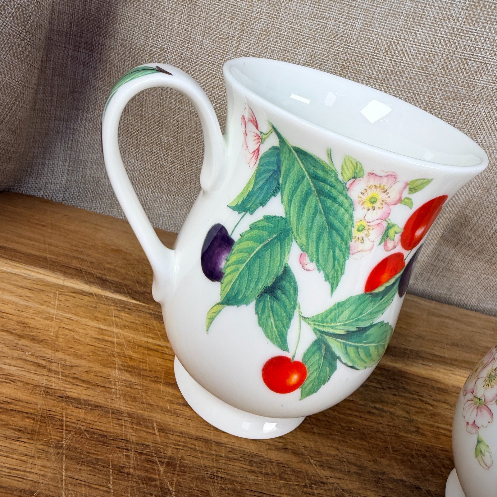 Vintage Roy Kirkham Sweet cherry Mugs Set Fine bone china Made in England  Tea image 2