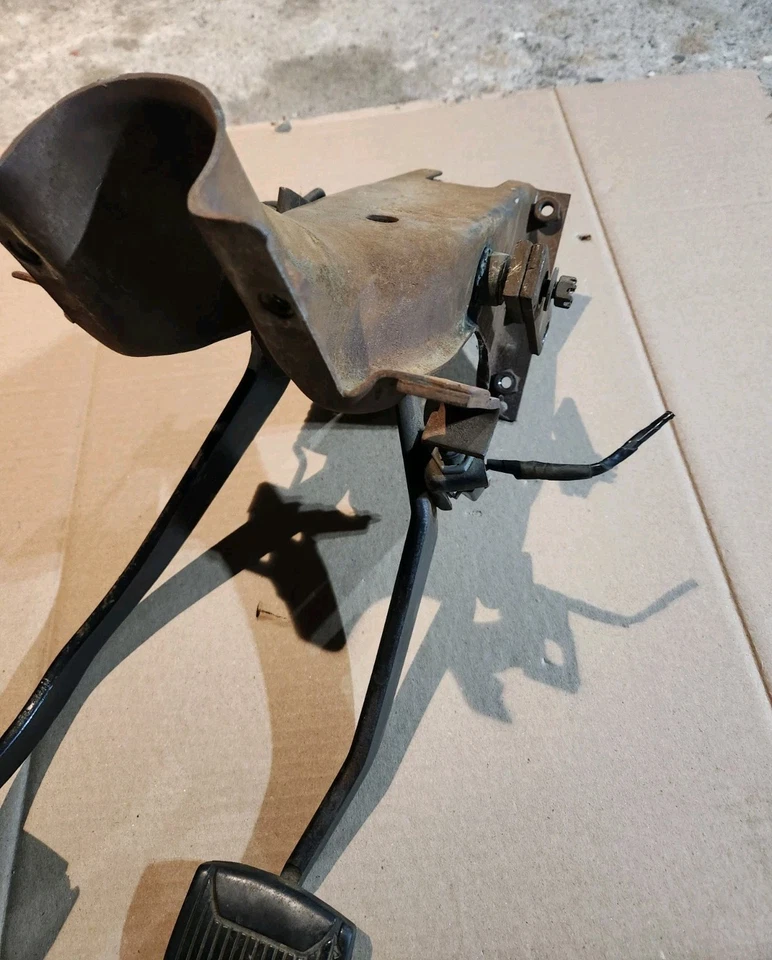 Ford Truck F100 F250 1967-1972 transmisión manual embrague pedal conjunto intercambio Foto 2 de 4