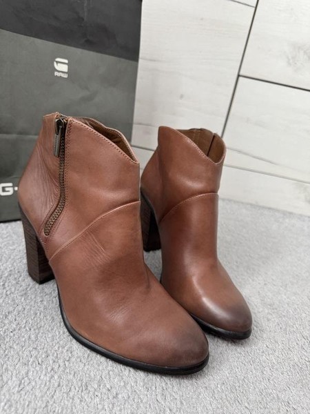 Women Vince Camuto Boots Brown Leather 37.5