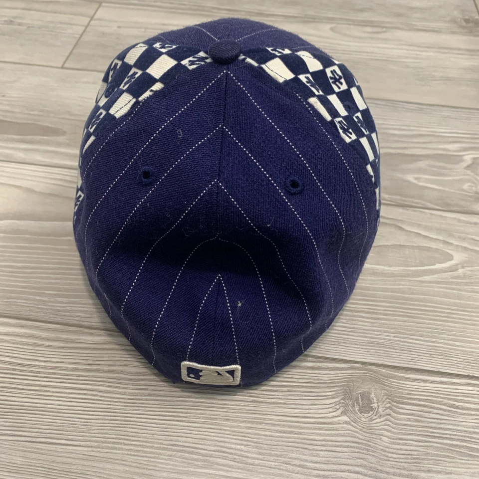 New York Yankees Vintage Y2K Blue Pin Striped New Era 59 FIFTY Hat (Size: 7 5/8) - Image 3 of 4