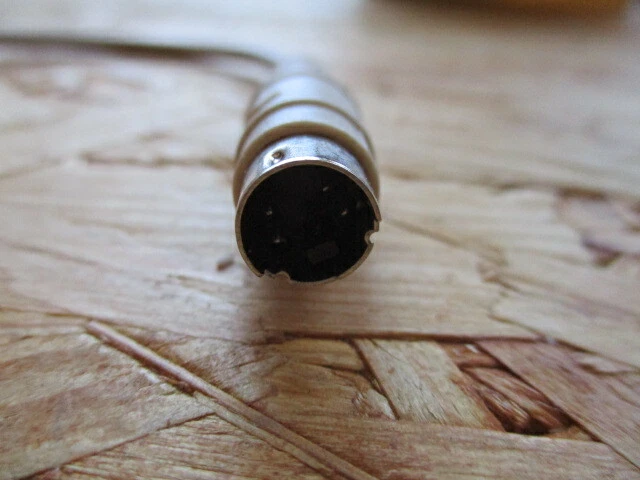 Hosiden auf Cinch Adapter Funktion nicht erprobt Monitoradapter - Bild 2 von 3