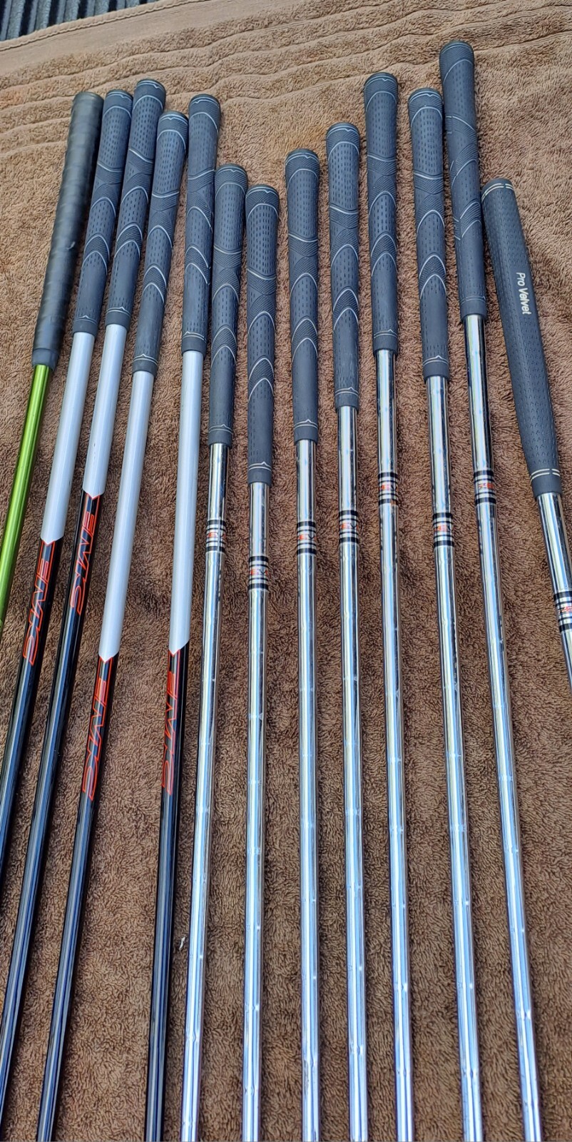 golf set ZEVO XSD right h 13 clubs Regular flex hybrid iron wood driver