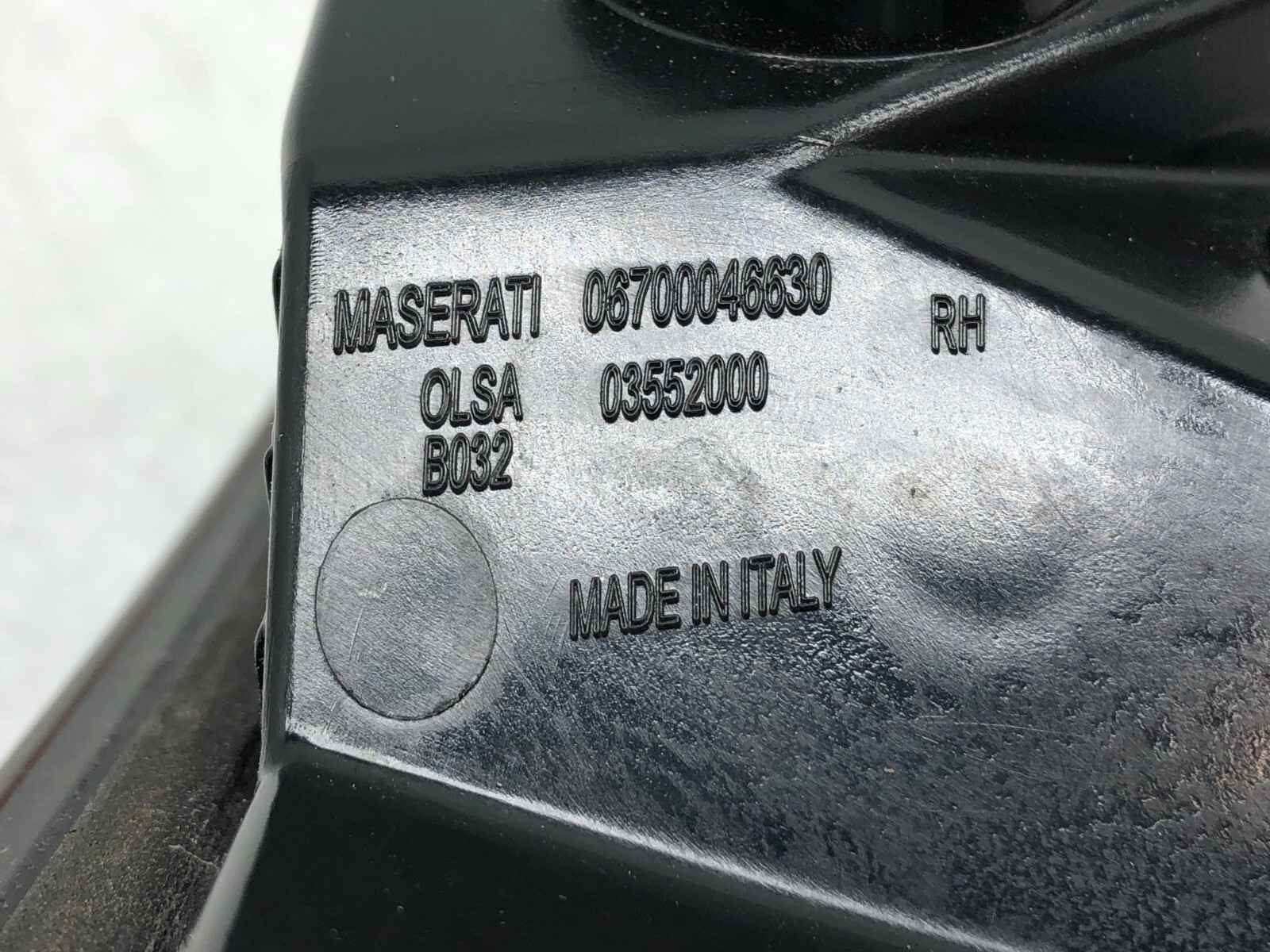 2014-2019 MASERATI GHIBLI S RIGHT PASSENGER REAR INNER TAILLIGHT OEM.