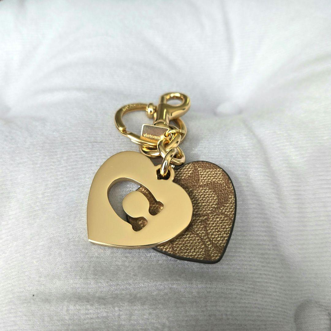 COACH Signature Heart Keychain in Khaki - Japan Import New 91478-IMKHA
