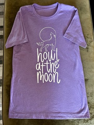 Wolf Howl At The Moon Light Purple Small Adult T-shirt 100%Cotton