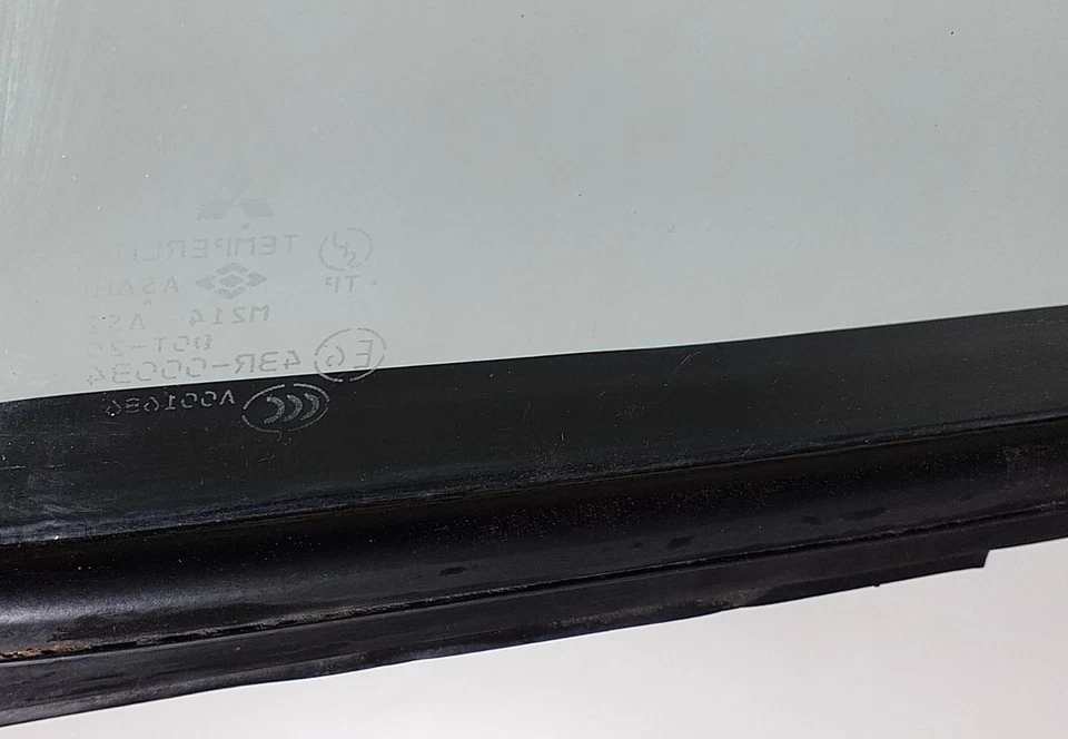 MR259918 MOON CUSTODY HINTEN RECHTS / 61538 / 155986 FÜR MITSUBISHI MONTERO SPOR — 第 2/4 张图片