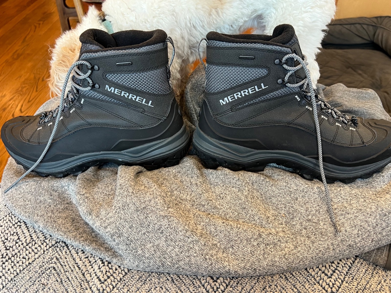 's Merrell Waterproof And Lined Winter Hiking Boots Gray Size 13