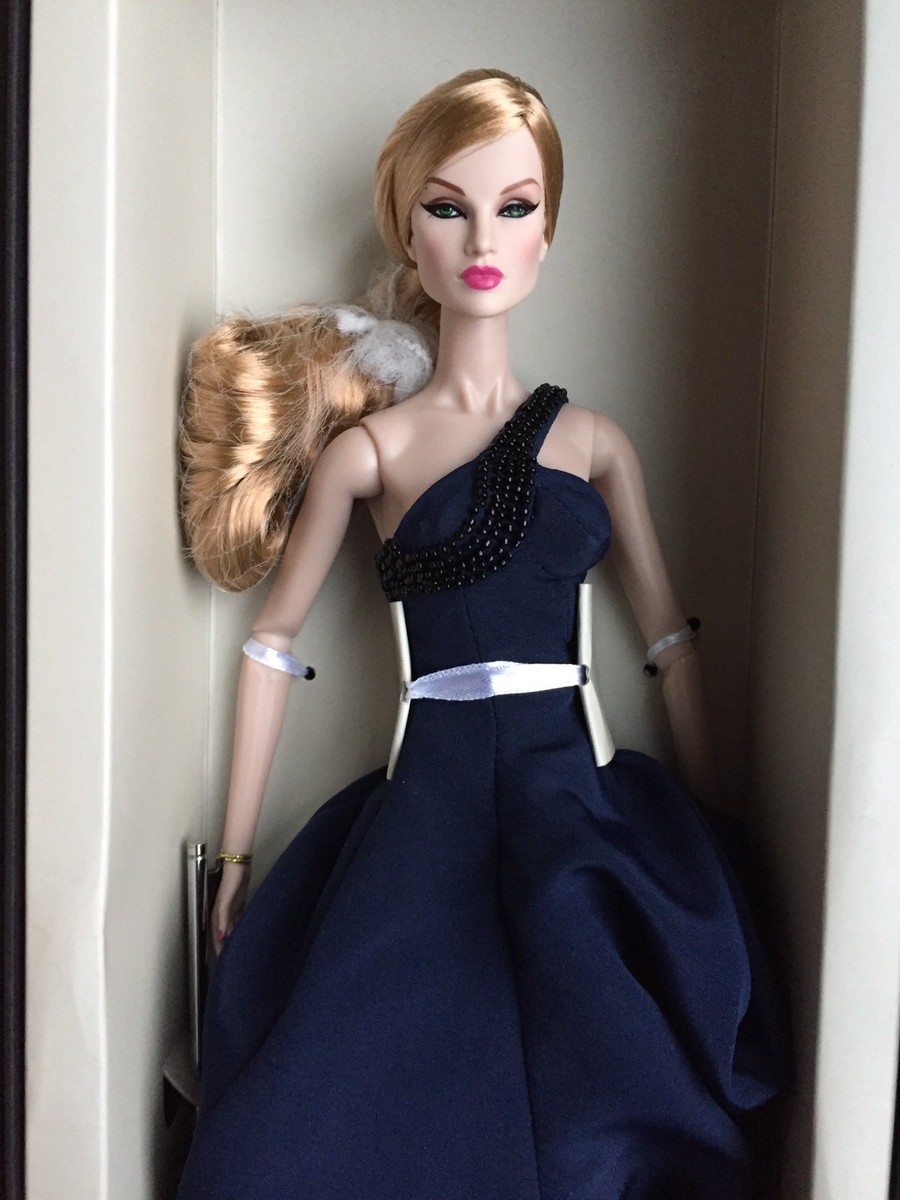 FR INTEGRITY Fashion Royalty TATIANA PERFECT REIGN 12