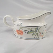 Villeroy & Boch Albertina Floral Gravy Boat 7x4" Ceramic Germany