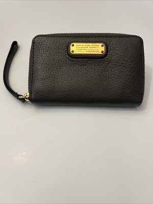 MARC By Marc Jacobs Leather Zip Around Wallet Wristlet Standard