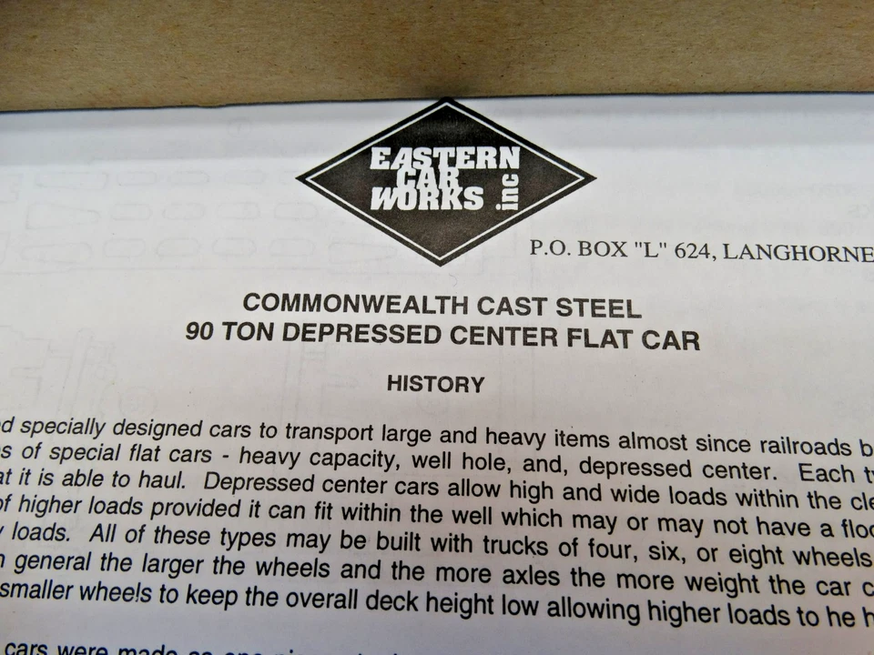 Eastern Car Works HO Scale 42' Commonwealth Steel Depressed 90-Ton Flat Car Kit - Image 4 of 4