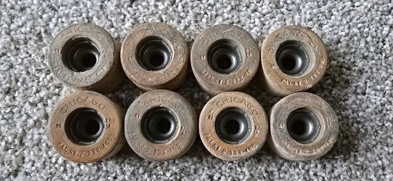 8 VINTAGE CHICAGO ROLLER SKATE CO NO 87 SP MAPLE WHEELS PAT. NO. 2-333-400