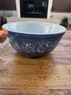 Vintage PYREX #403 Colonial Mist Mixing Bowl  Blue With White Flowers 2.5 Qt.