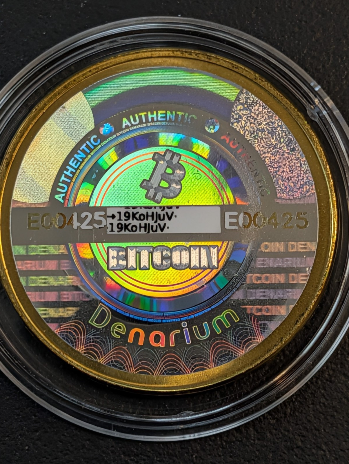 2015 Denarium 0.1 BTC 1/10 Bitcoin intact Holo w/pub-key like Lealana Casascius