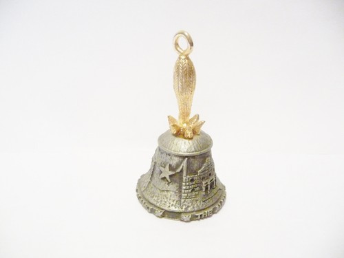 THIMBLE VINTAGE PEWTER BELL "THE ALAMO" IN HI-RELIEG W/GOLD-PLATYED HANDLE - Picture 3 of 6