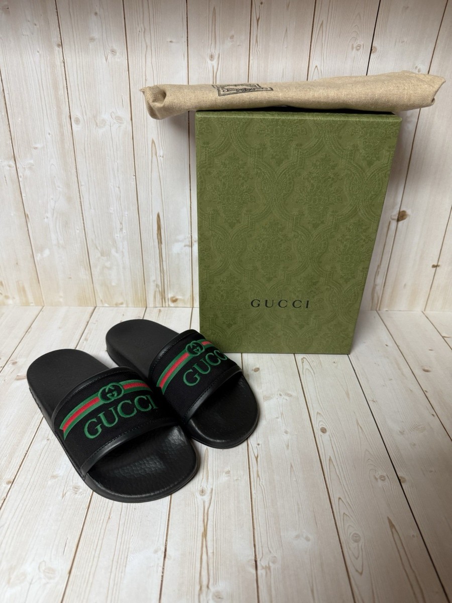 ポ*コ様 GUCCI ブラックロゴスライドサンダル Gucci Embroidered Stripe Logo Canvas Slide Sandals Black