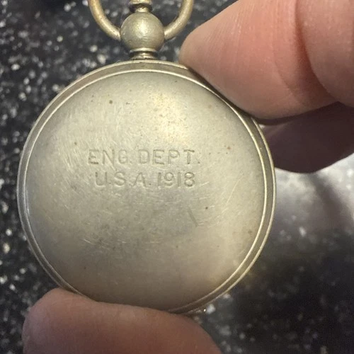 WW1 1918 NICE  AUTHENTIC U.S. MILITARY ENG DEPT COMPASS , ALL WORKS   E-7