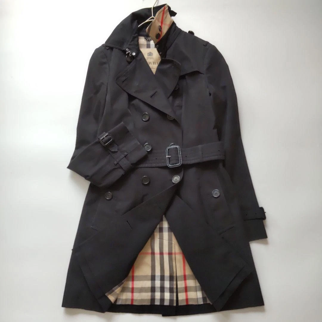 25+ Burberry Sandringham Trench Coats Coats, Jackets & Vests for