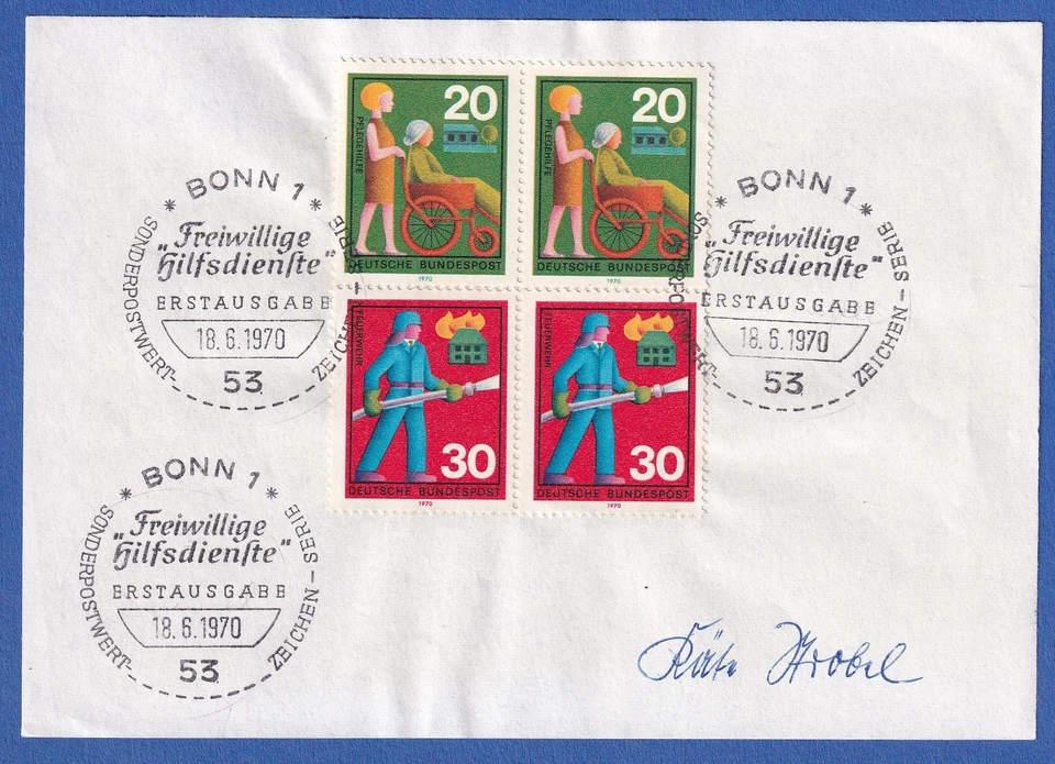 Käte Strobel original-Autogramm auf Vorlage mit Briefmarke 1970 - Bild 1 von 1