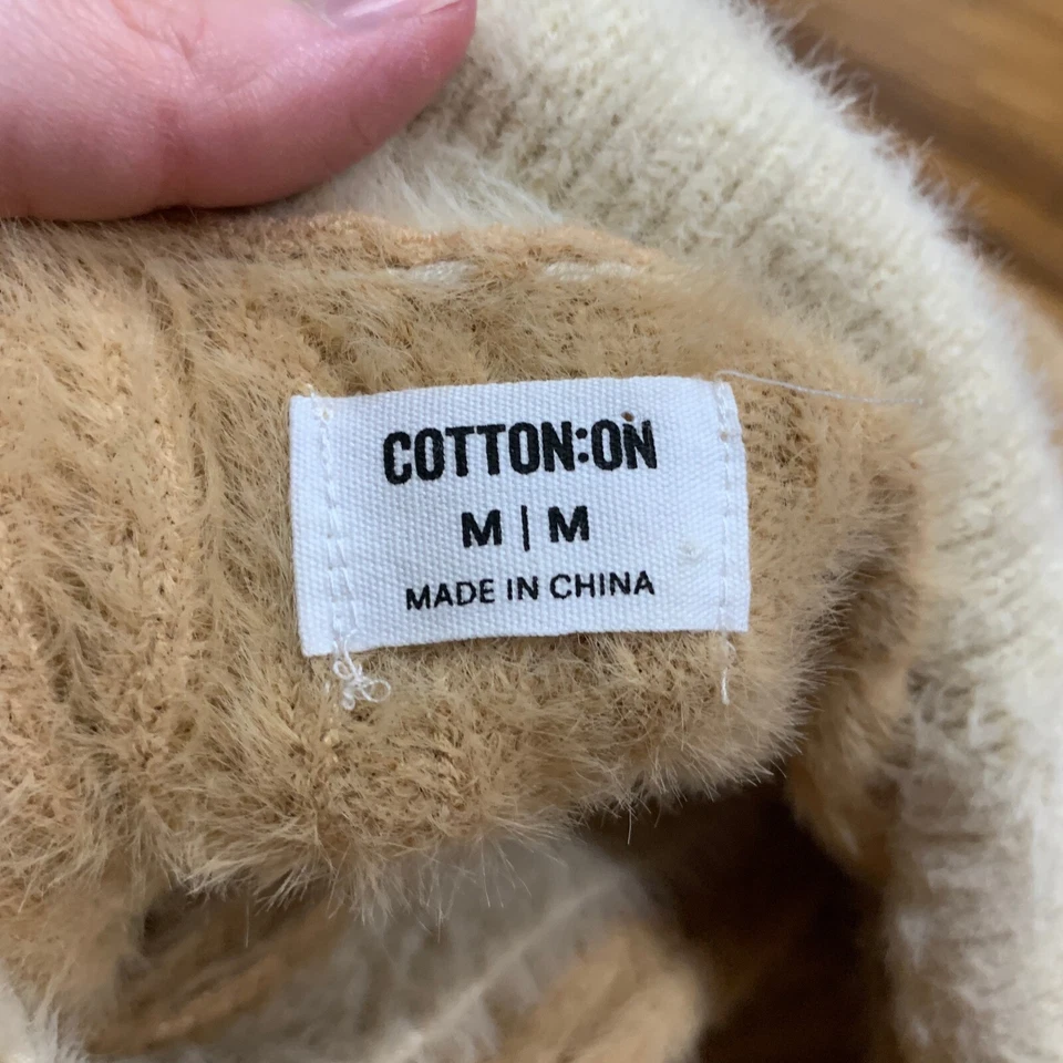 Cárdigan de punto difuso de algodón para mujer talla mediana suéter recortado con cuello botón Foto 4 de 4