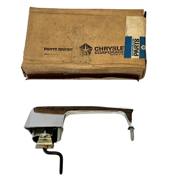 Plymouth Dodge Dart 1967-1968 puerta exterior izquierda manija cromada 2862975 nuevo en stock Foto 2 de 4