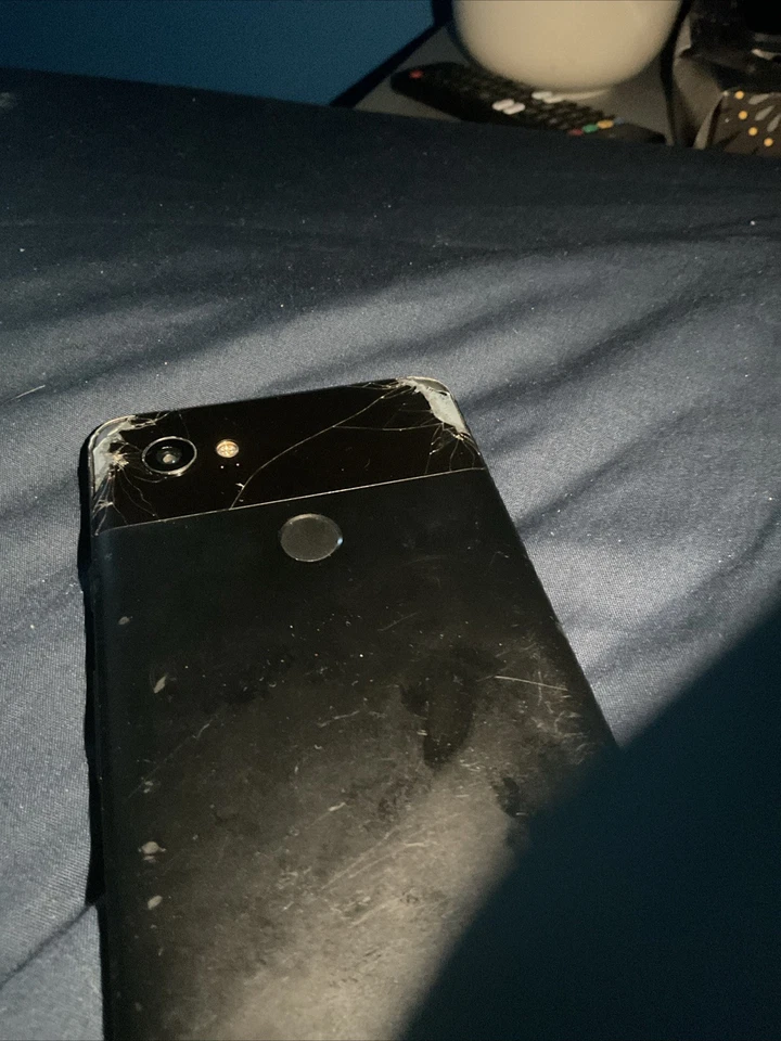 Google Pixel 2 XL Unlocked Smartphone Read Description - Image 3 of 4