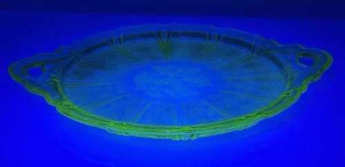 Uranium Jeanette Cherry Blossom Green Walking Cake Serving Tray Platter 12.5”