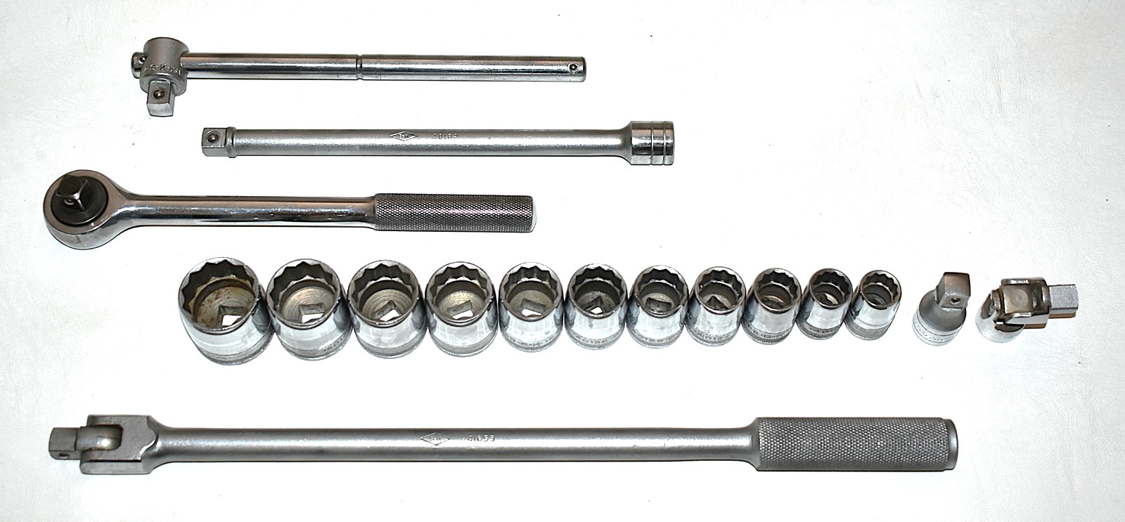 Vintage S-K Wayne 19-inch Tool Box Tray Socket Set Ratchet Breaker Bar Extension