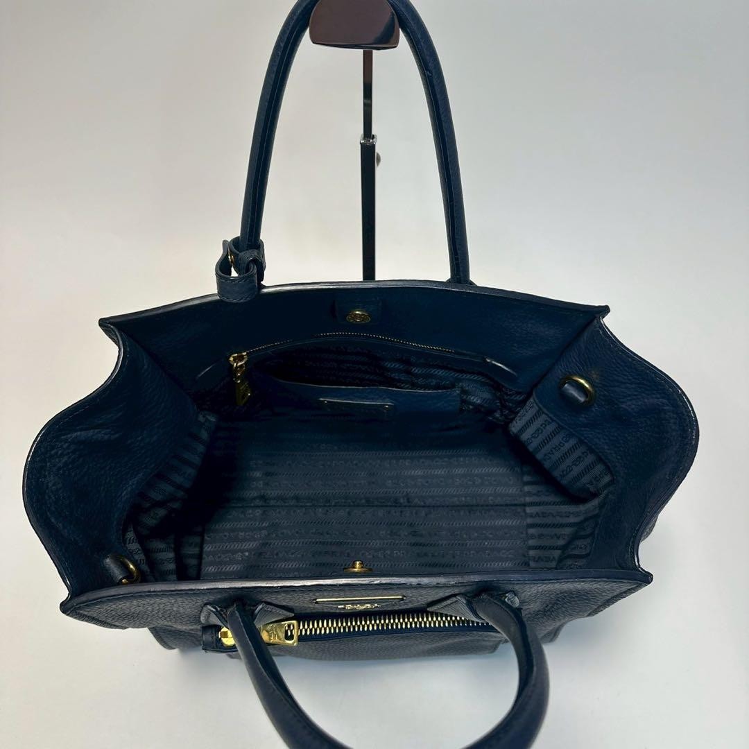 Prada Triangle Logo Vittello 2-Way Shoulder Bag Leather Women Used Authentic thumbnail 9