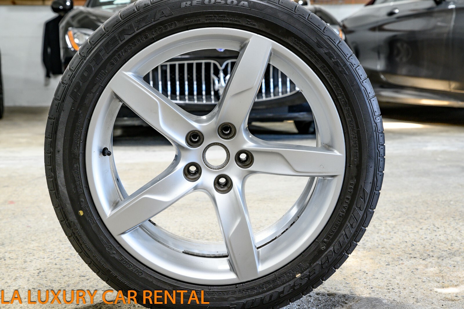 Ferrari California T 19" Speedline Rear Wheel with Tire