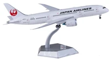 1:200 SQ Wings Japan Airlines B787-8 JA844J Passenger Airplane Diecast Model