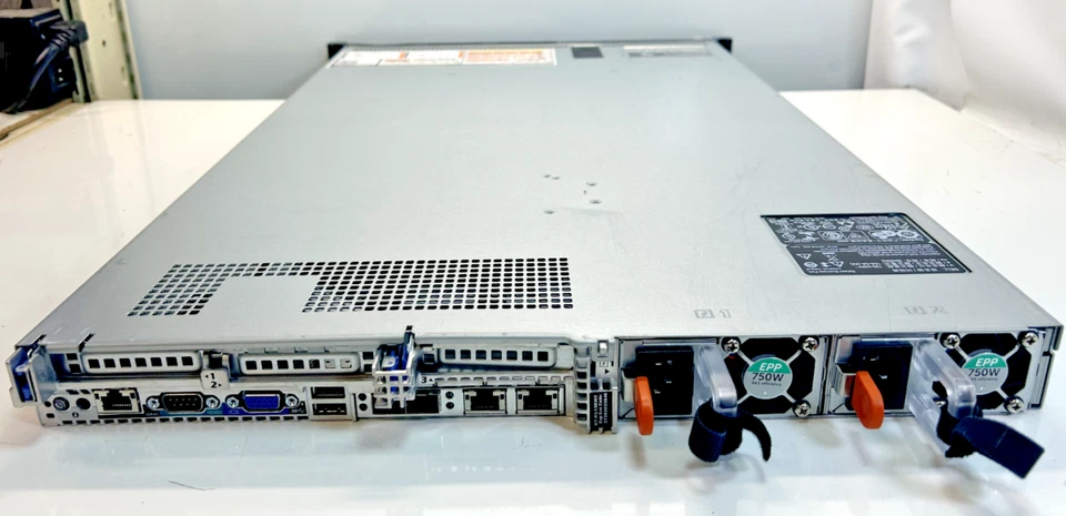 Dell PowerEdge R630 1U Rack Server 2x Xeon E5-2623 v4 @ 2.60 GHz 32 GB - Tested - Image 4 of 4