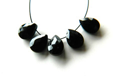 Onyx, Classic Flattened Faceted Teardrop Briolettes, 7mm x 5mm Approx, Bag Of 5