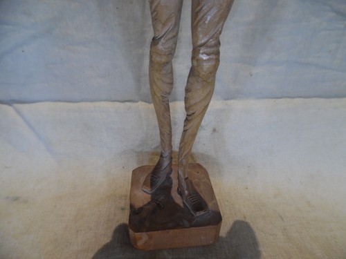 Don Quixote Carved Wood Figurine Spain - Picture 5 of 9