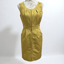 Tahari Arthur S. Levine Gold Textured Sheath Dress Zip Front Pockets Size 4