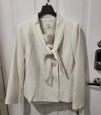 NWT Le Suit Womens SZ 16 Crepe Ivory 2-Piece Skirt & Jacket Tie Front $225 NEW