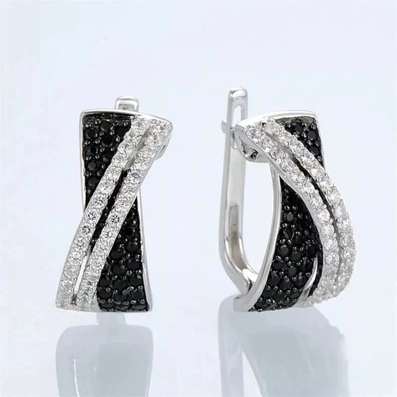 Серьги-кольца с искусственным черным бриллиантом круглой огранки 3 карата покрытие белым золотом 14 карат - Изображение 4 из 4