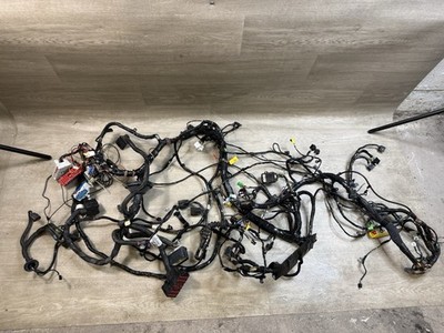 2006 2009 PONTIAC SOLSTICE Body+ fuse box Wiring Harness OEM 25867517