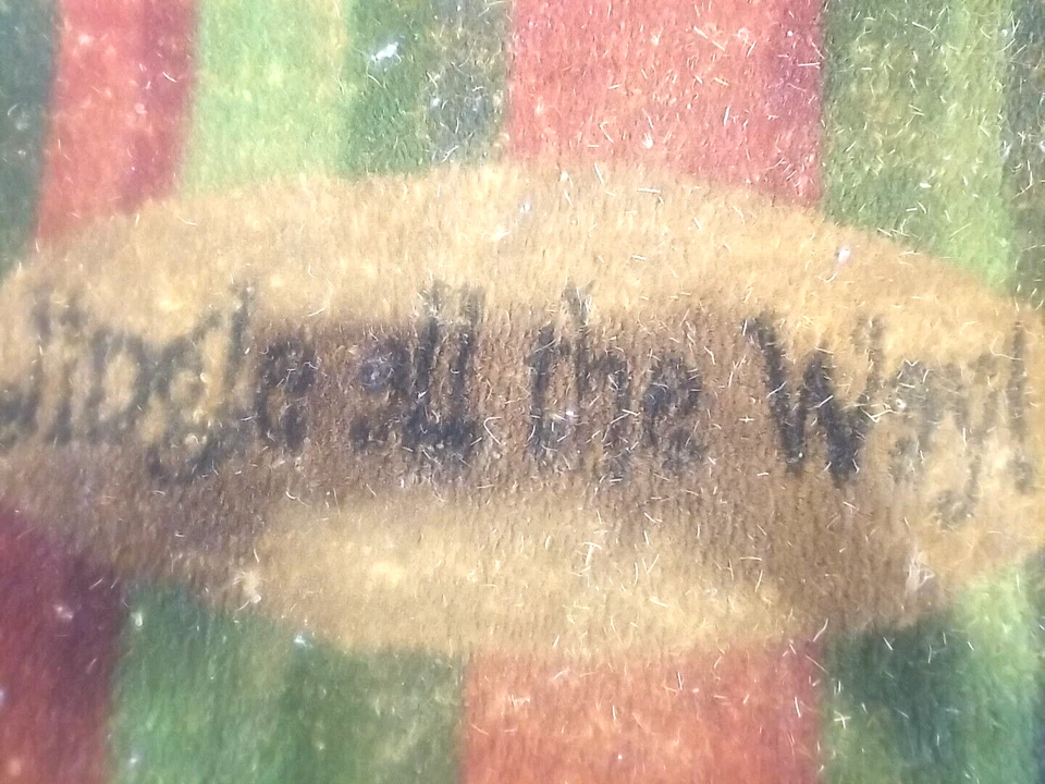 CAPACHO DE NATAL PARA ÁREA EXTERNA, 30" x 17", "JINGLE ALL THE WAY" COM SINOS NAS EXTREMIDADES - Imagem 4 de 4