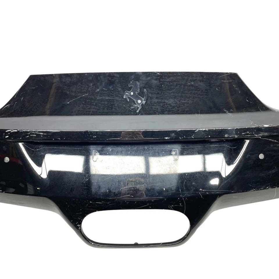 Cubierta de parachoques trasero Ferrari Italia 458 Spider 2010-2015 OEM 072661344 Foto 4 de 4