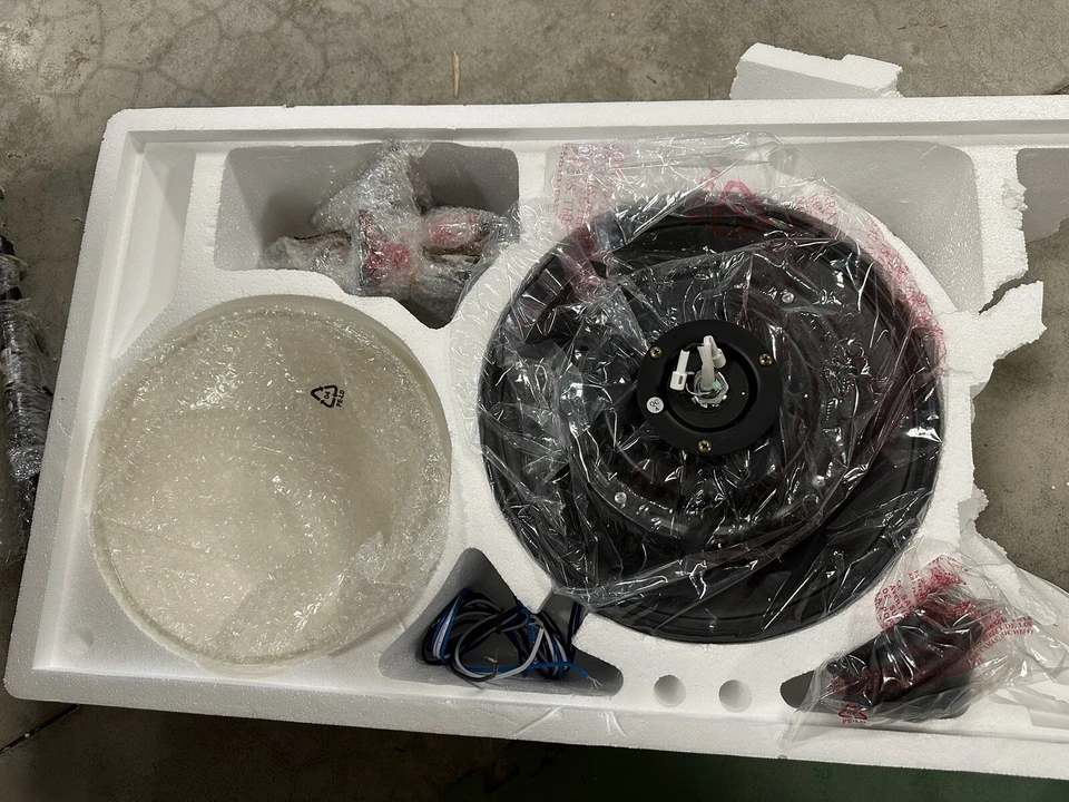 Progress Lighting Alfresco Collection 54" Indoor/Outdoor Bronze Fan READ DESC… - Image 4 of 4