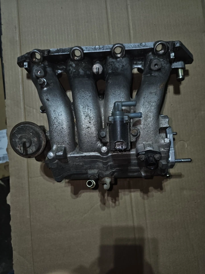 Acura Integra P72 Intake - Image 2 of 3