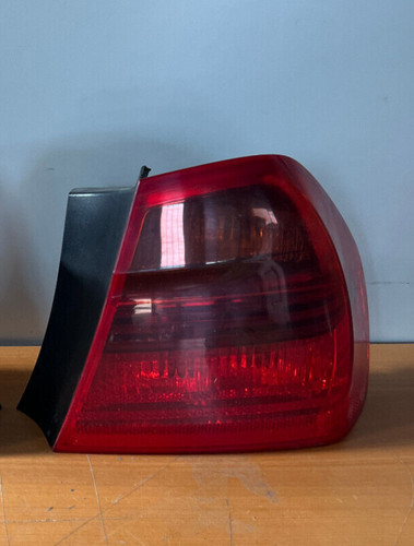 Heckleuchte Rück passend für BMW 3er E90 01/05-08/08 außen Rechts Beifahrerseite