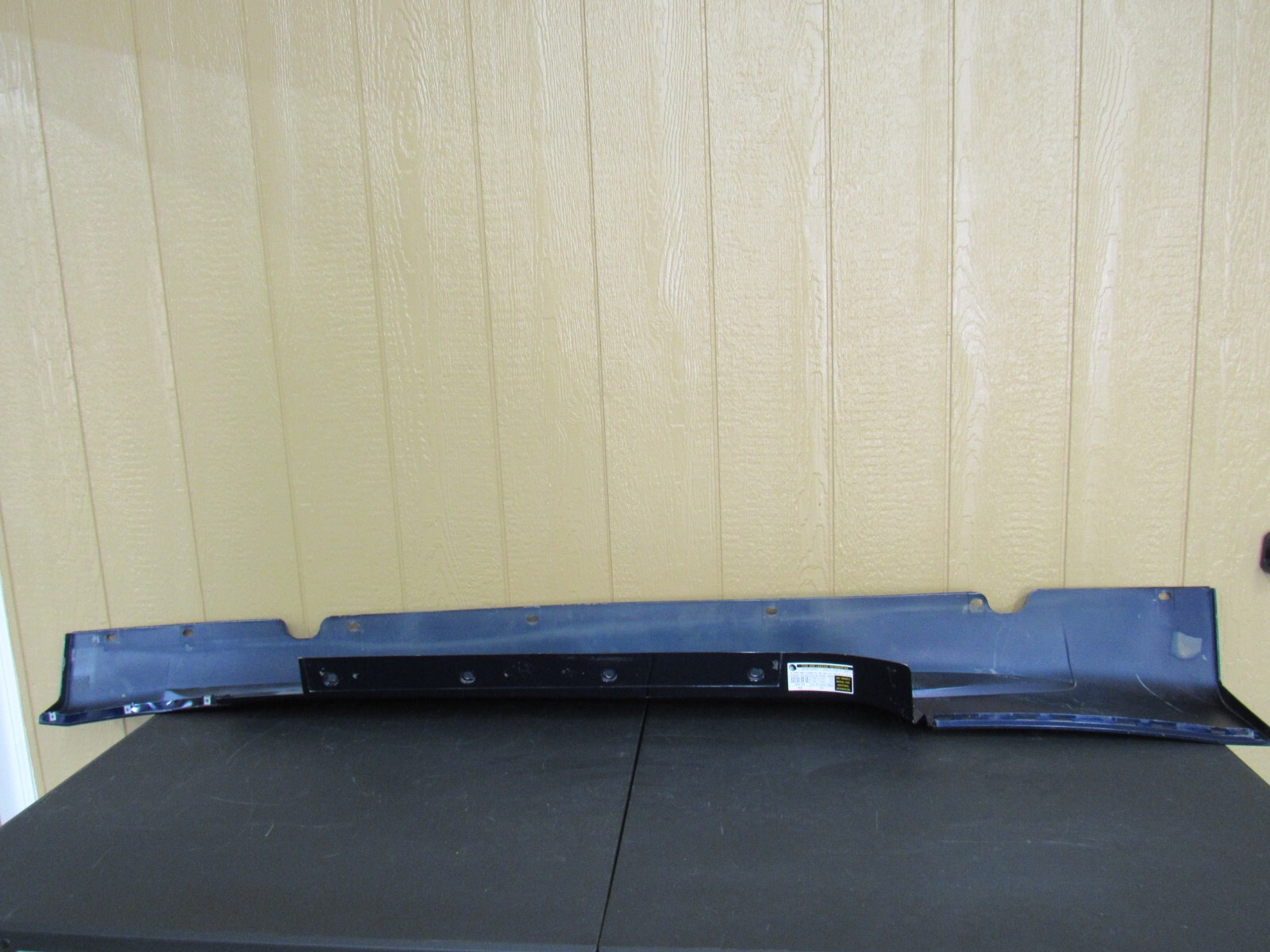 2008-2019 MASERATI GRANTURISMO ORIGINAL SPORT LEFT SIDE ROCKET PANEL MOLDING