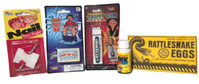 PRACTICAL JOKE SET #5 Gag Prank Squirt Toilet Seat Gum Snake Eggs Ink Nail Gag