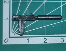 1984/1989 Slaughter's Marauders Mutt & Junkyard repro uzi/gun