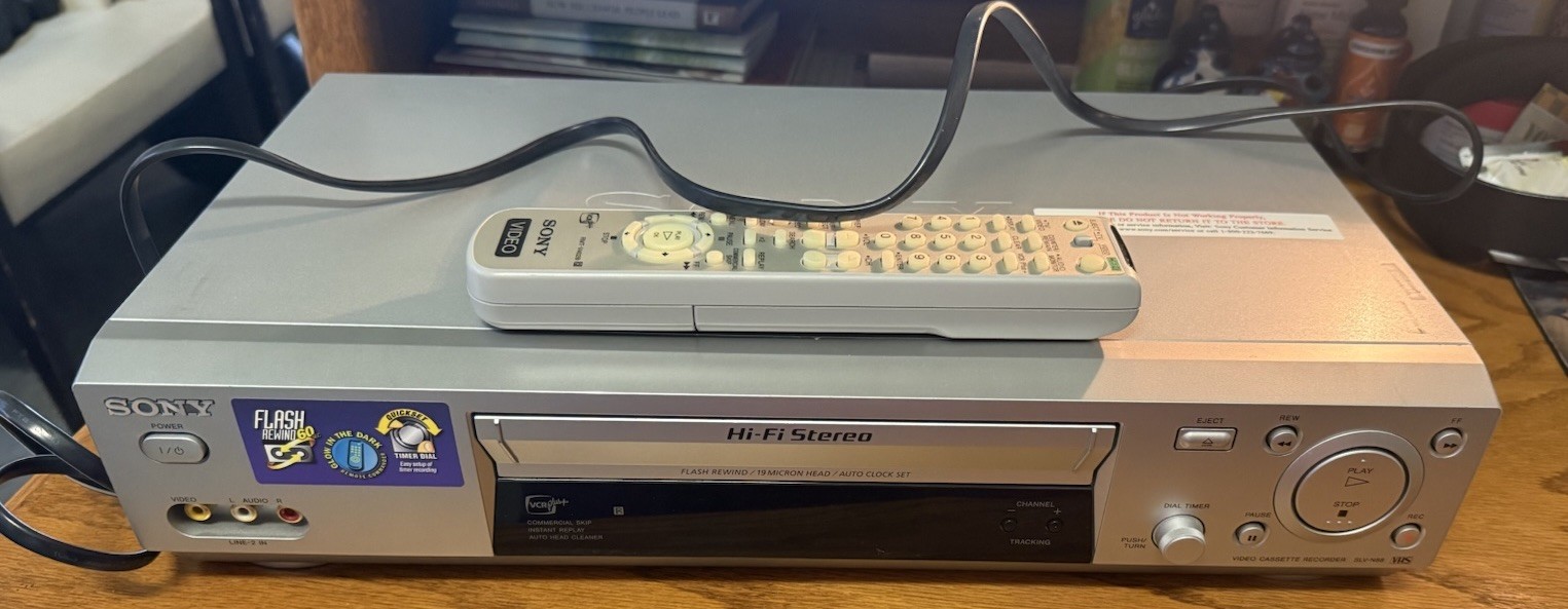 Sony SLV-N88 VCR Video Cassette Recorder Hi-Fi Stereo VHS Player With Control