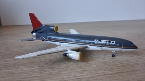 1/400 BLUE BOX AIR LANKA
