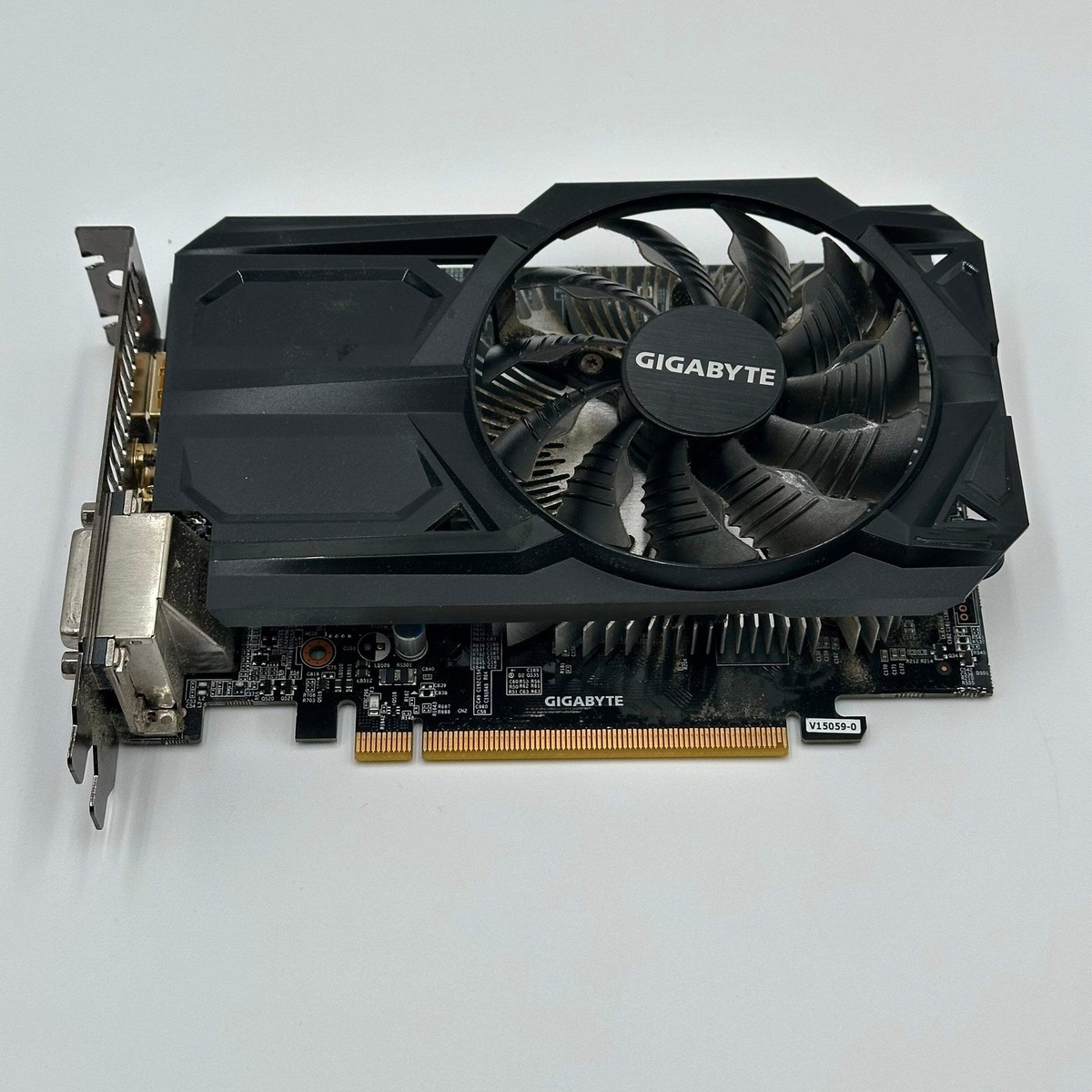 Gigabyte Ultra Durable GV-N950OC-2GD GeForce GTX 950 Graphic Card