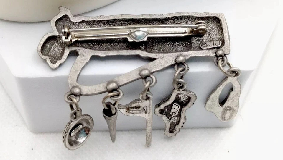 Broche JJ de colección firmado prendedor golf peltre bolsa de golf bola colgante camiseta bandera zapato regalo Foto 4 de 4